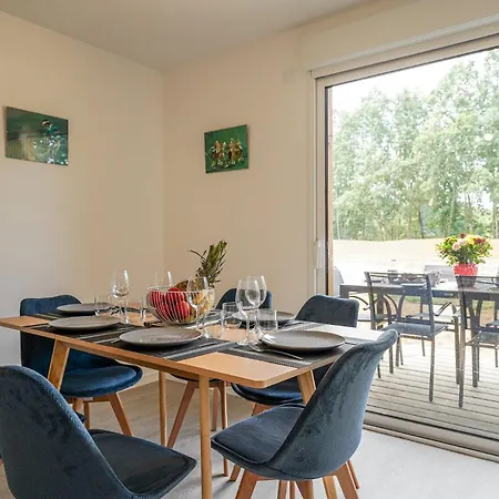 N°20, Piscine Commune, 3 Holiday home